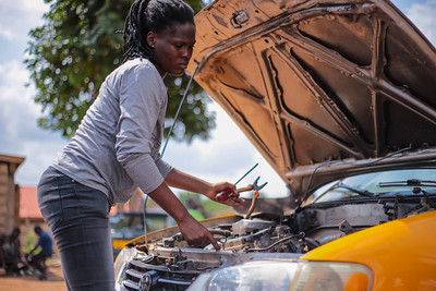 Fixing broken down cars has been a job significantly dominated by men in Ghana most probably due to the job's physically demanding nature. Young Ghanaian women with the passion and skill for fixing cars are now daring to venture into this field.