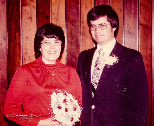 Marilyn Graves and Darrel Dean Kletke Marriage. SOURCE: Mildred Kletke.