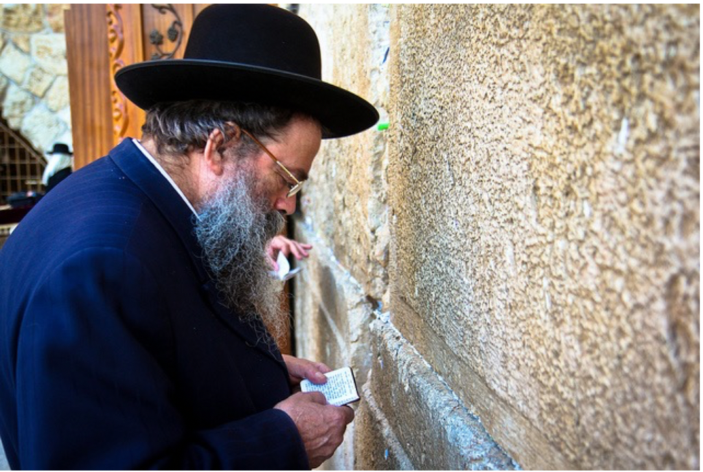 Older Jewish man at synagogue