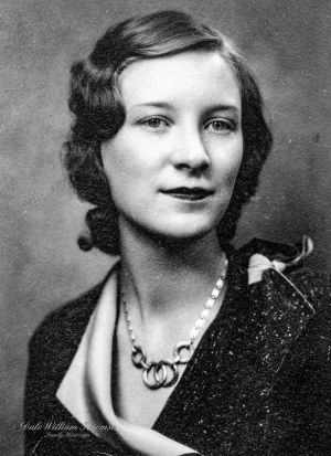 Evelyn Alice Pereboom - 1932