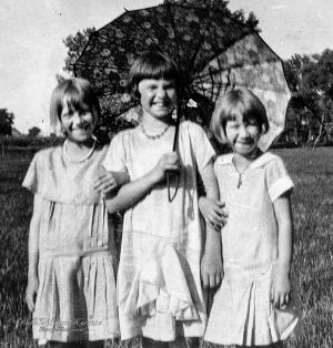Mildred and Nebraska Cousins - c1926