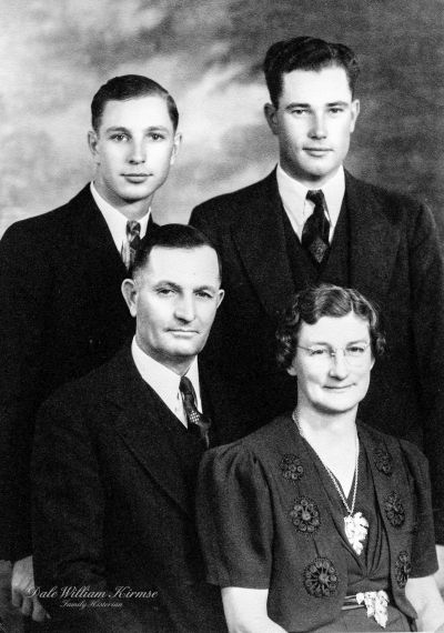 Oscar Kletke Family - c1940