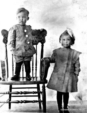 William and Mary Brunken Children - 1910