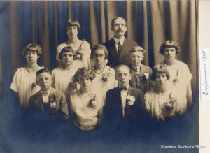 Confirmation Class - 1925. Source - Shared by Evelyn (Pereboom) Brunken; Digitized January 6, 2004