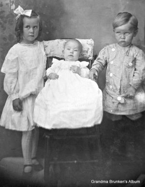 William and Mary Brunken Children -  c1912