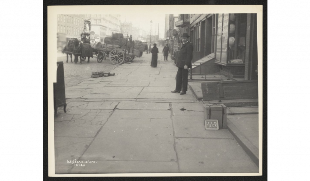 Park Avenue near 55th Street in 1901.