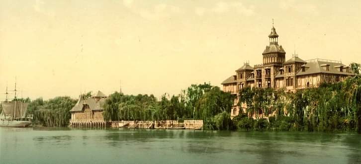 Tigre Hotel with the Tigre river in the foreground, ca 1900